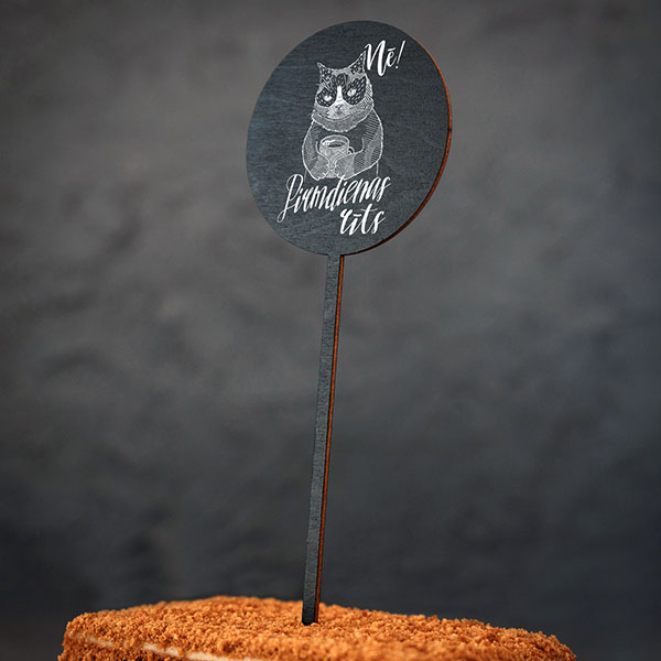 Dekoratīvs kūku dekors ar kaķa zīmējumu un tekstu: "Nē! Pirmdienas rīts"