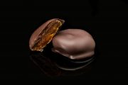 R-chocolate aprikozes šokolādē