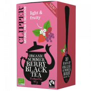 Clipper melnā tēja ar upeņu, aveņu, zemeņu gabaliņiem, 40 g rozā kastītē