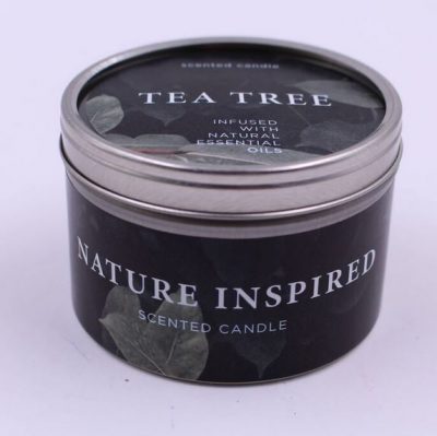 Dobeles sveces, svece metāla traukā ar tējas koka aromātu