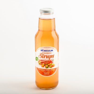 Rāmkalni, rabarberu sīrups stikla burkā