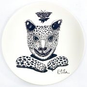Patmalniece, porcelāna šķīvis Kaķis