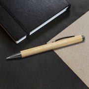 Pildspalva, dadzis, bambusa, Atslābsti, tu tāpat neko nekontrolē