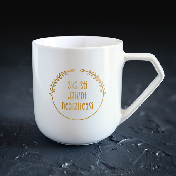 Krūze, dadzis, porcelāna, zemā, 400ml, Skaisti dzīvot neaizliegsi Krūze, dadzis, porcelāna, zemā, 400ml, Skaisti dzīvot neaizliegsi